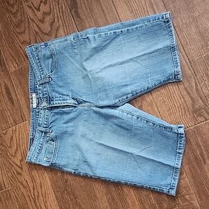 515 Levi Jean Shorts